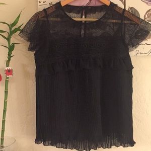 Pleated contrast top